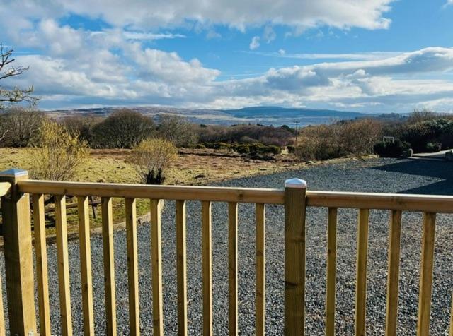 Hidden Hut - Aros View - Tobermory Villa Bagian luar foto