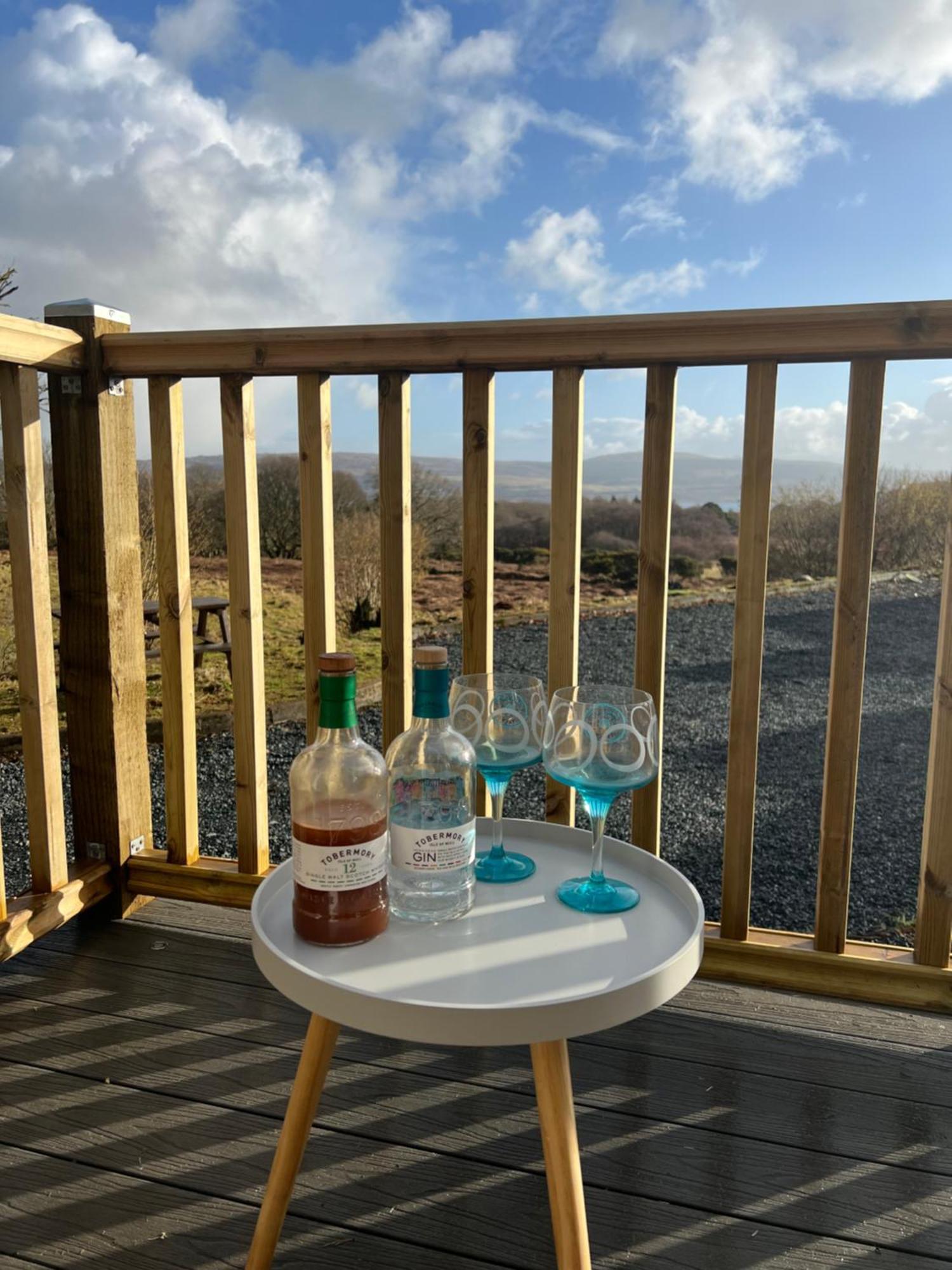 Hidden Hut - Aros View - Tobermory Villa Bagian luar foto